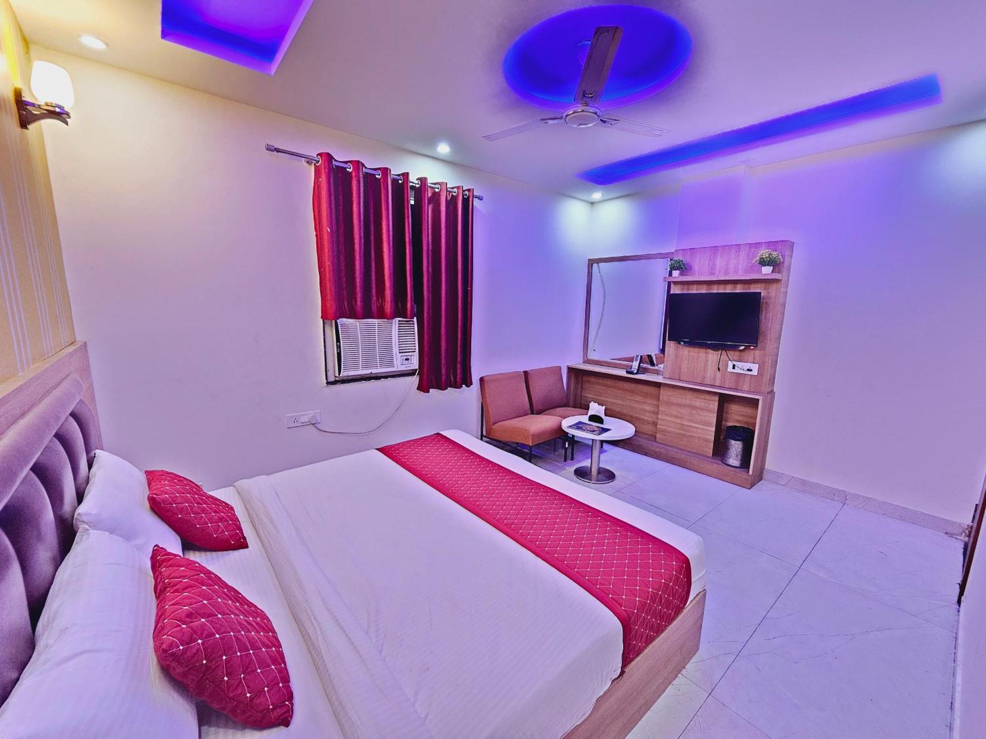 Hotel Gross Inn Near Igi Airport New Delhi